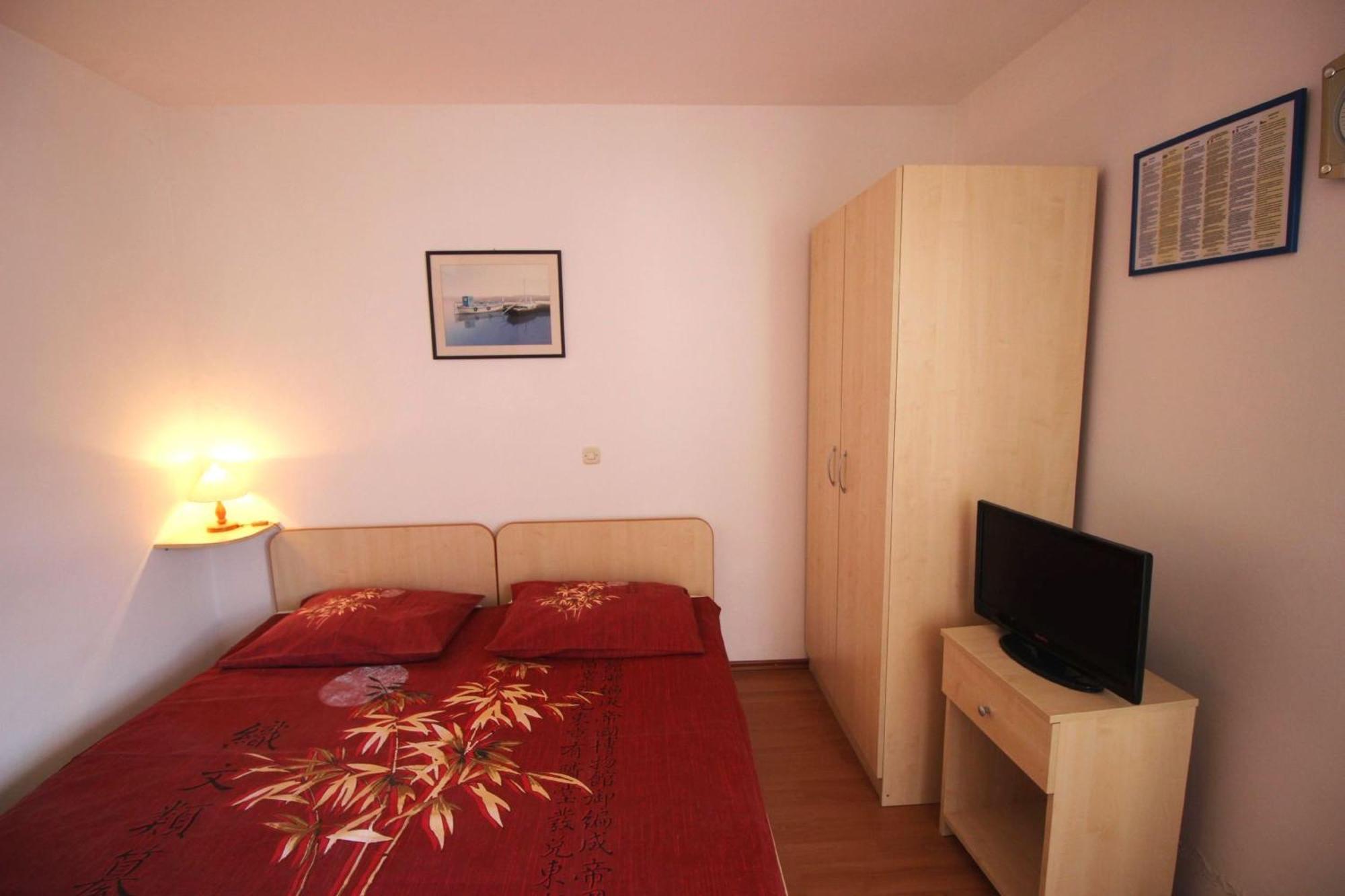 Apartments Ivka Omiš Oda fotoğraf