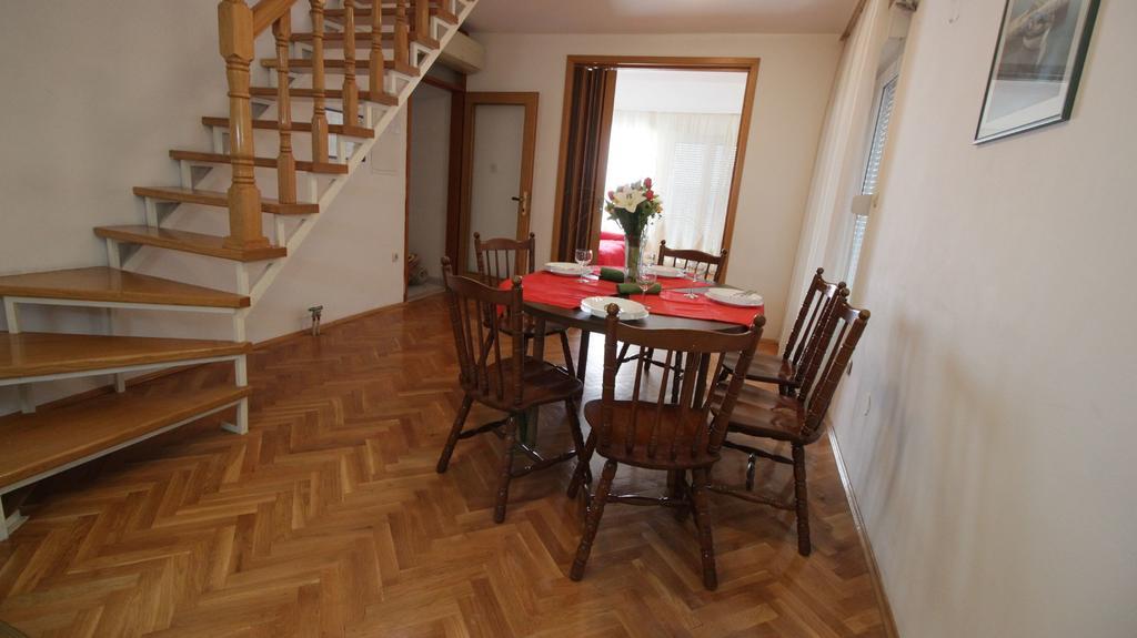 Apartments Ivka Omiš Dış mekan fotoğraf